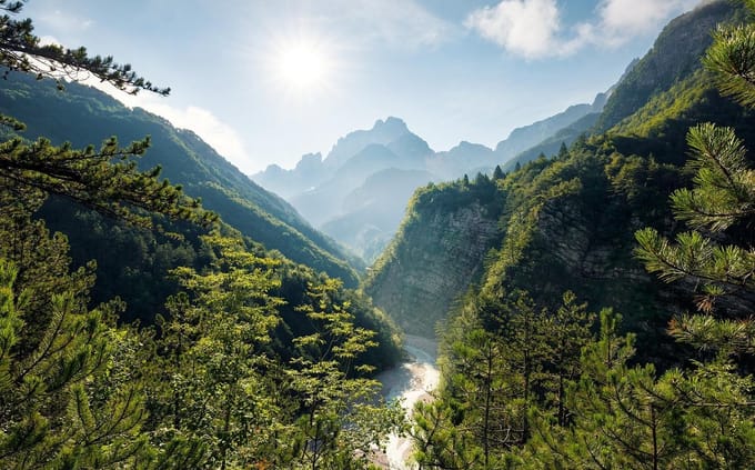 Elbenpforte Fotobehang - Meerkleurig - 2,80m X 450cm