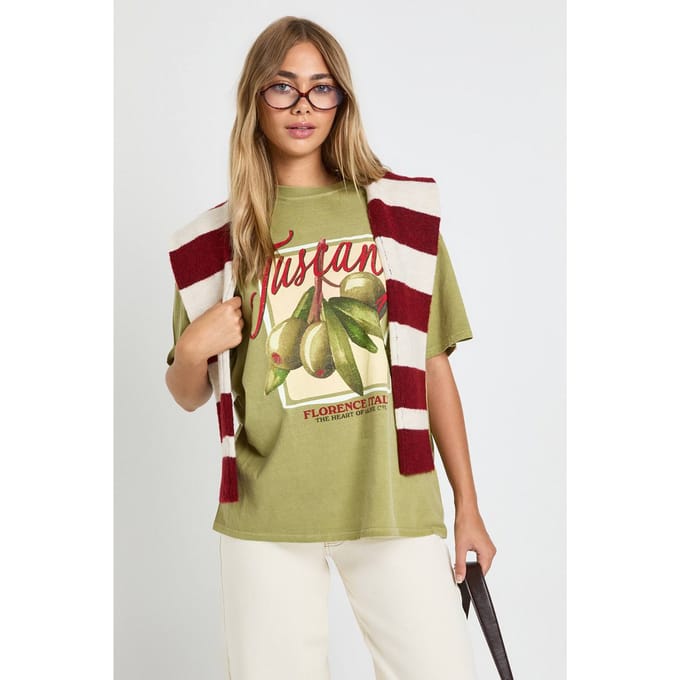 boohoo Dames Toscane Olijven Bedrukt Oververven T-Shirt | Olijf | Maat: Small
