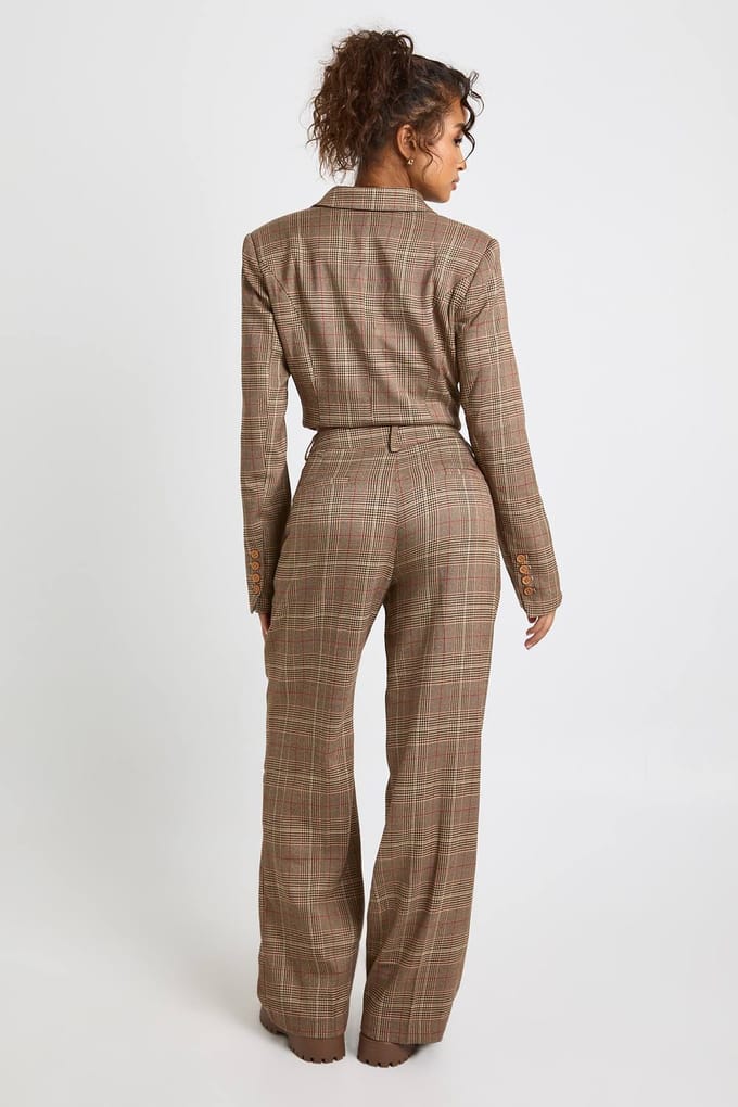 boohoo Dames Rechte Broek met Naaddetail | Bruin | Maat: 38