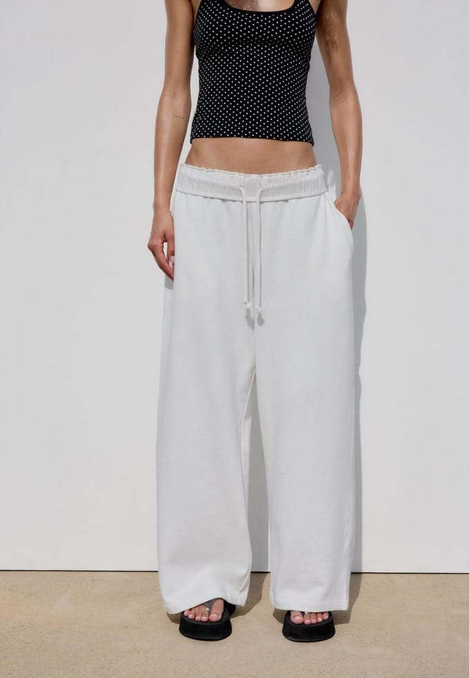 Stradivarius Rechte joggingbroek met verwassen look  Ecru M