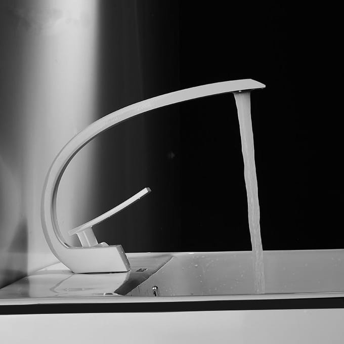 Robinet mitigeur de salle de bains moderne, robinet de lavabo noir/or, robinet de lavabo à poignée unique, robinet de cascade froide noir