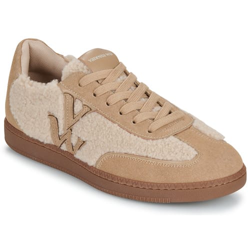 Vanessa Wu  Lage Sneakers AURA Plush