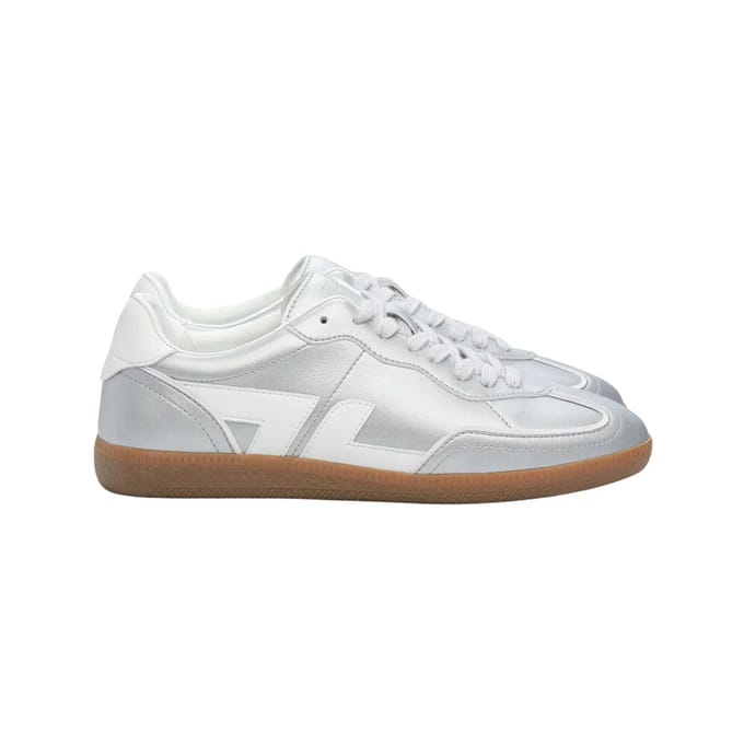 Trainers Zeta Delta