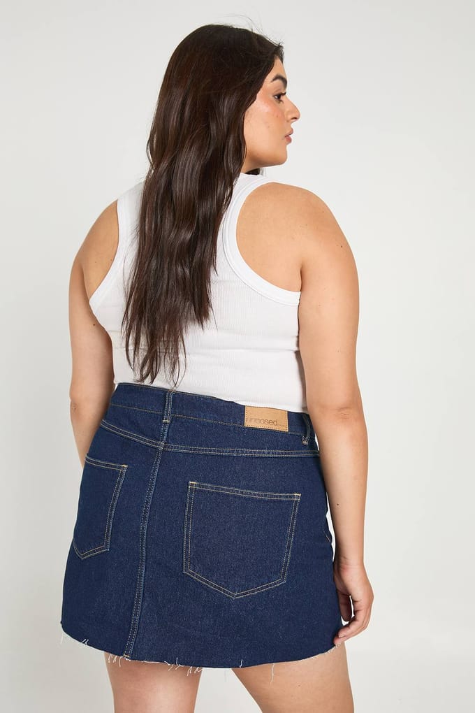 boohoo Dames Plus denim mini-rok | Indigo | Maat: 48