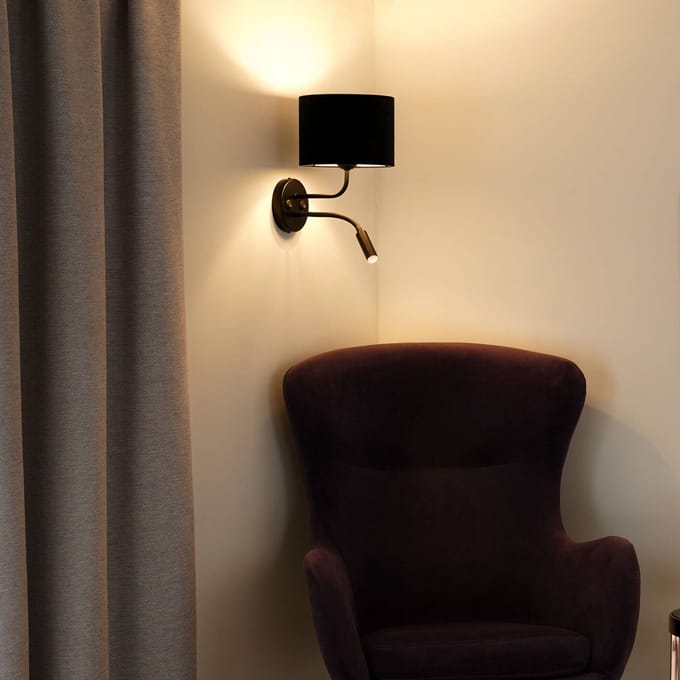 Duolla Wandlamp Roller, snoer zwart, zwart, met leeslampje