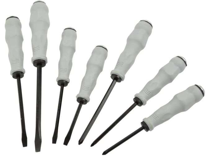 GEKO Set van 7 schroevendraaiers - CrV staal - Ergonomisch - Voor hamergebruik