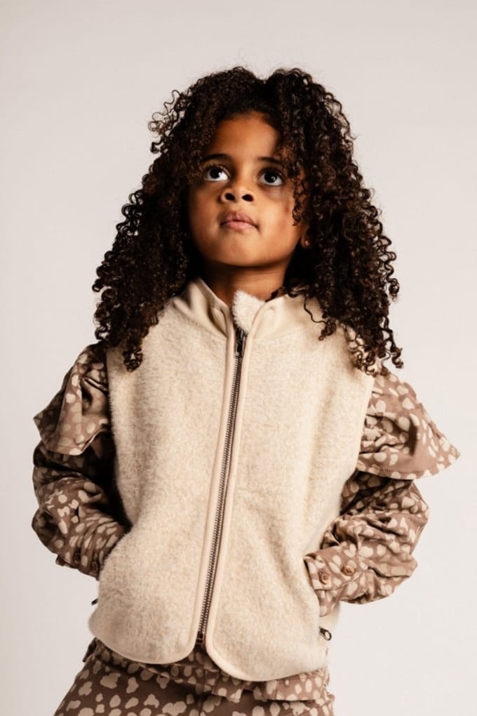 Baje Mathod teddy gilet sand desert 86