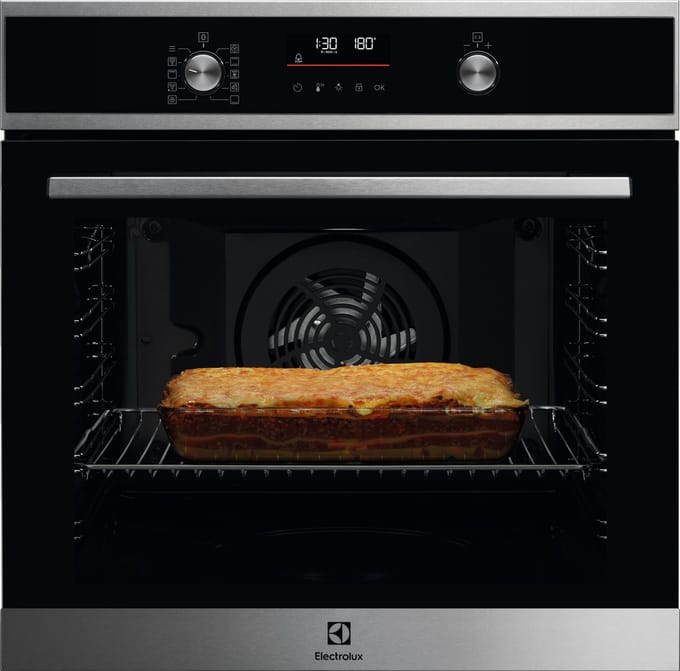 Electrolux Inbouwoven | Model EOF6P46VX0 | 72 liter | RVS | Pyrolyse-reinging