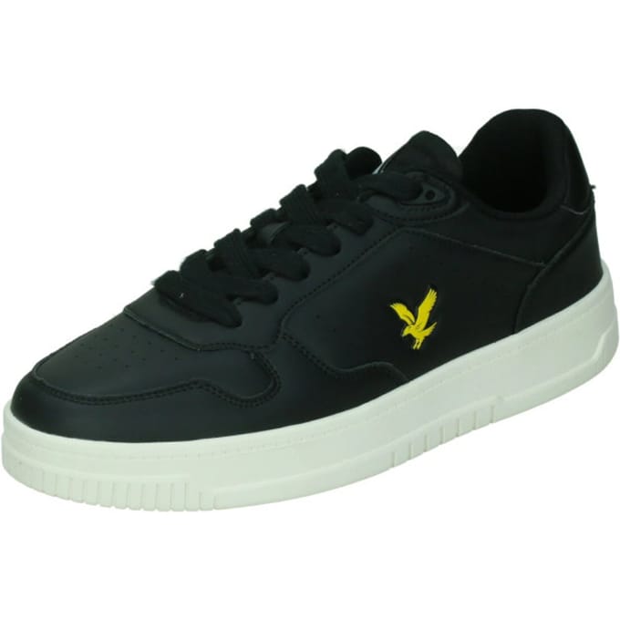 Lyle & scott culross bsc in de kleur zwart.