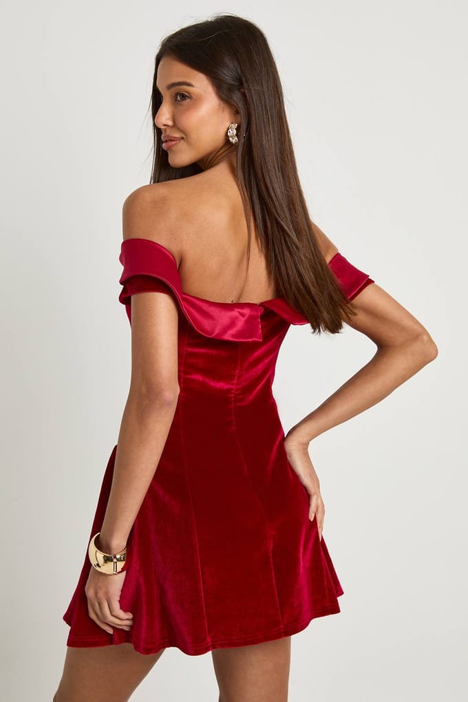 boohoo Dames Fluwelen Bardot Rok Mini Jurk | Rood | Maat: 46