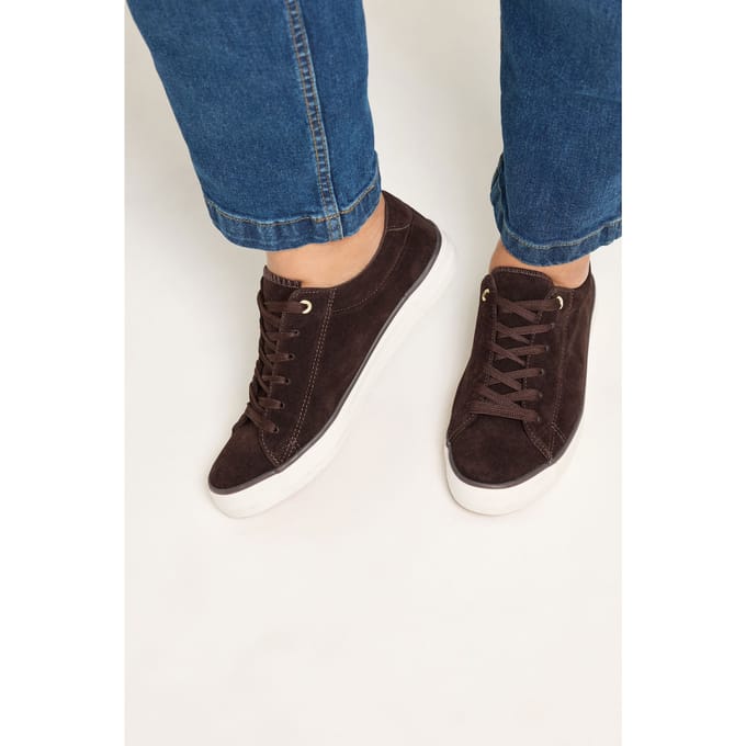 Yours Bruine Sneakers Met Dunne Zool In Brede Epasvormsize 38EEE