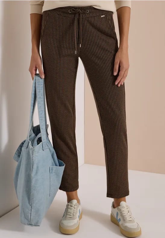Mid Waist Slim Leg Broek – Casual Fit
