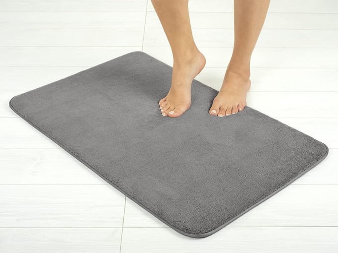Zachte Antislip Badmat met Schuimvulling - Machinewasbaar en Comfortabel, 53 x 81 cm