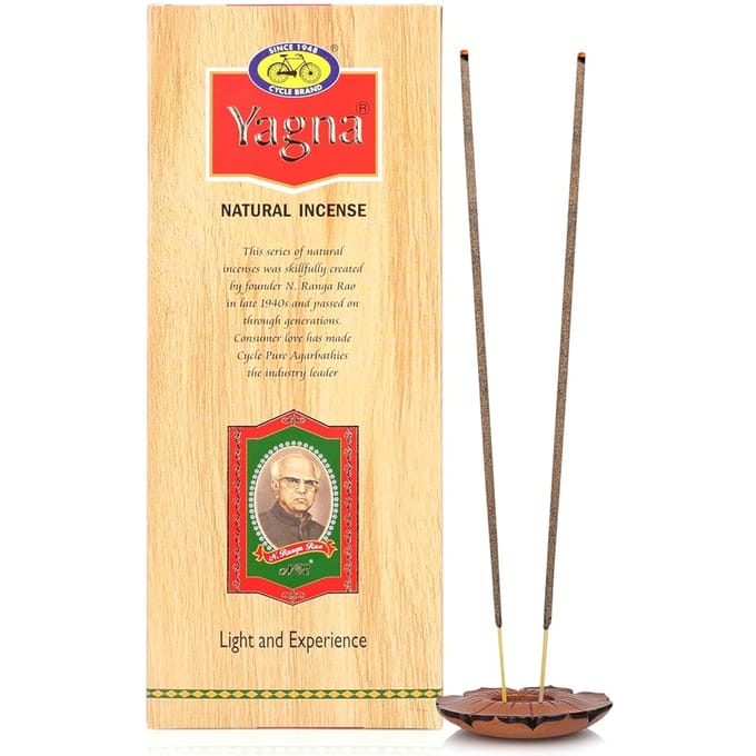Cycle Pure Yagna wierookstokjes 70g Masala Agarbatti voor Puja, Havan, Rituelen, Langdurige Sandelhout Bloemen Aroma beige