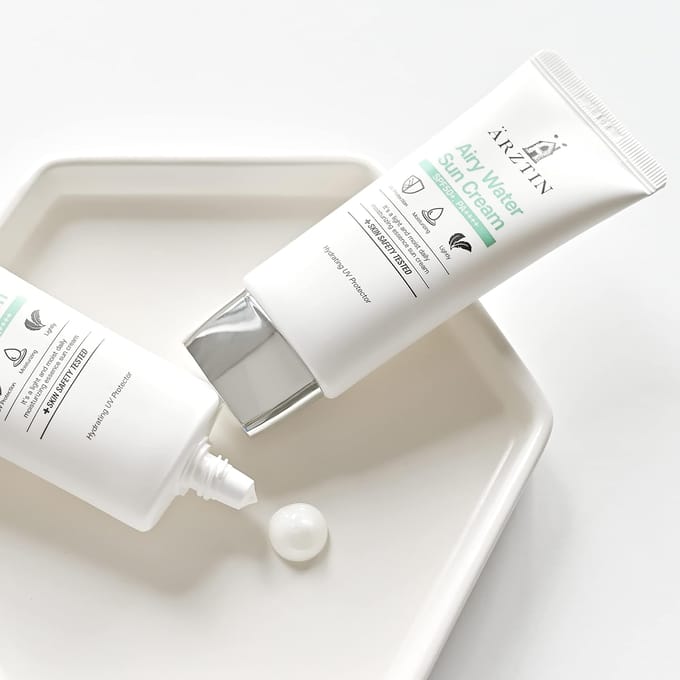 [ARZTIN] Airy Water Sun Cream SPF 50+ PA++++ 60ml white