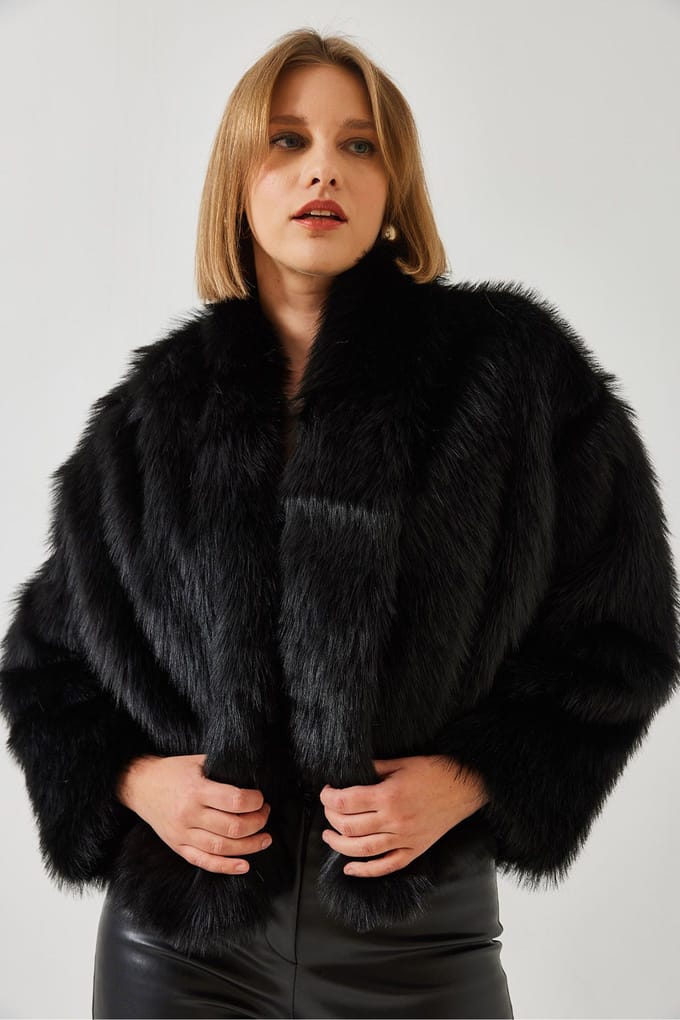 Faux Bont Cropped Open Kraag Jas