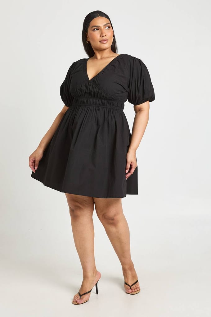 boohoo Dames Plus Mini-jurk Met Ballonmouwen Van Popeline | Zwart | Maat: 44