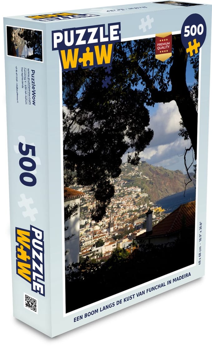 Puzzel Een boom langs de kust van Funchal in Madeira - Legpuzzel - Puzzel 500 stukjes