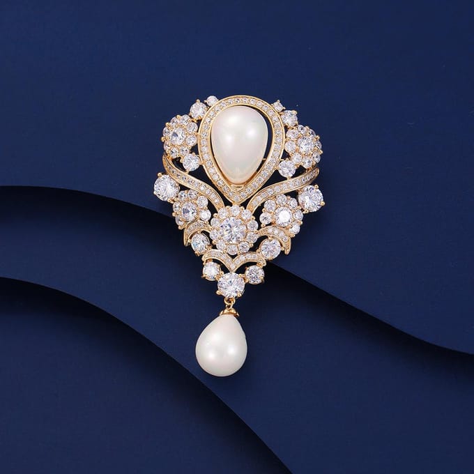Nieuwe Mode Stijl Embleem Broche Dames Luxe Broche Jas Accessoires Cadeau white