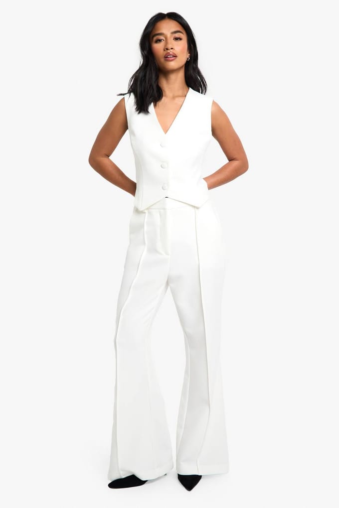 boohoo Dames Petite Essential Gilet | Ivory | Maat: 16