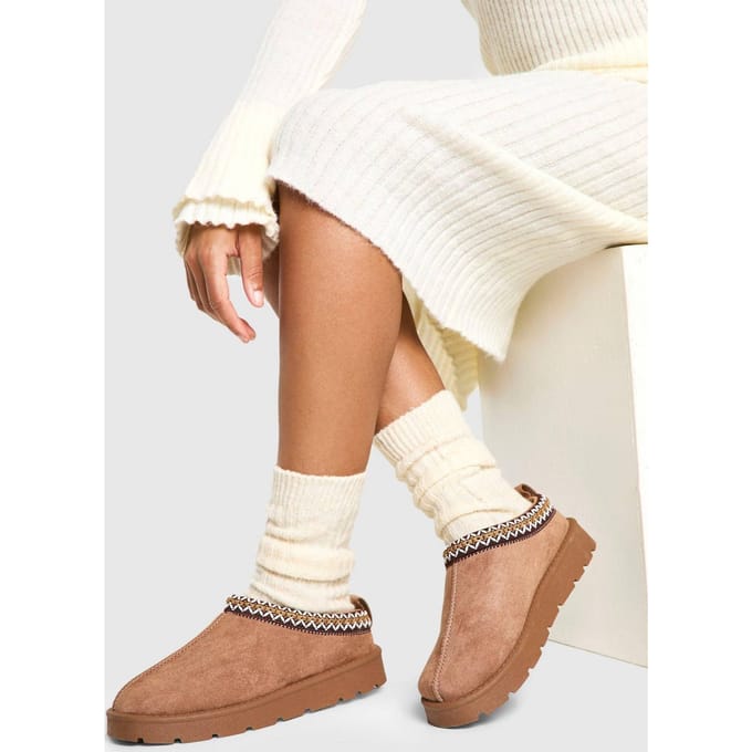 boohoo Dames Geborduurde Gezellige Mules | Mocha | Maat: 3