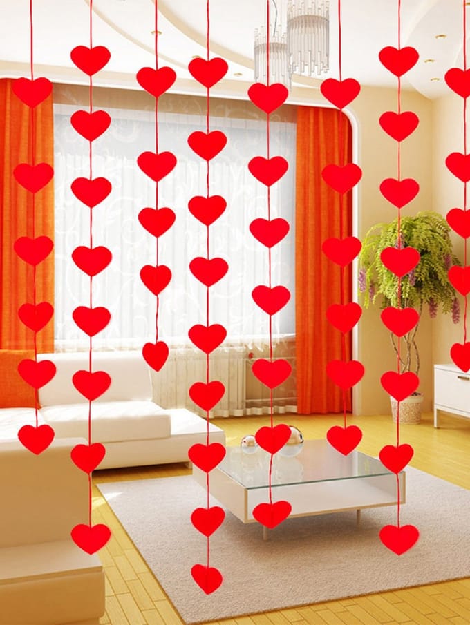 Hartvormige decoratie slinger