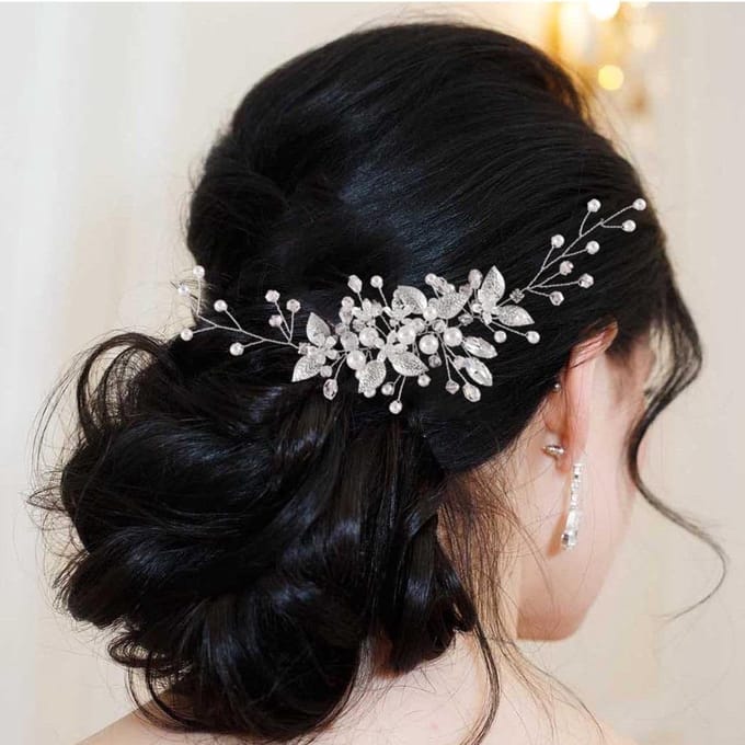 Dailygoods- Hoofdband Bruiloft - Haaraccessoires Bruid - Kristal Hoofddeksel - Parel Bloem - Zachte Legering - Elegant Ontwerp - Haaraccessoire