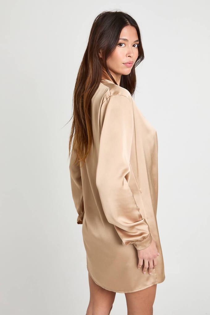 boohoo Dames Extreme diepe V-hals wikkel-satijnen overhemdjurk | Taupe | Maat: 8
