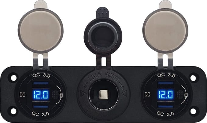 ProRide 12V USB Autolader 2 Poorten - QC3.0 - Voltmeter en 12V/24V Sigarettenplug - Drievoudig inbouw