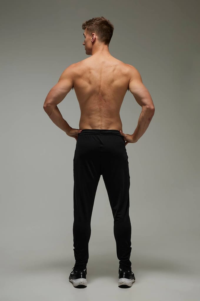 Heren Active Gym Essentials Stretch Tapered Jogger | Black | Size Medium
