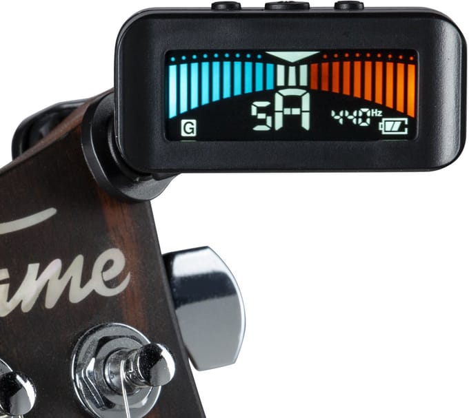 Fame 800C Clip-on Tuner - Stemapparaat voor gitaar