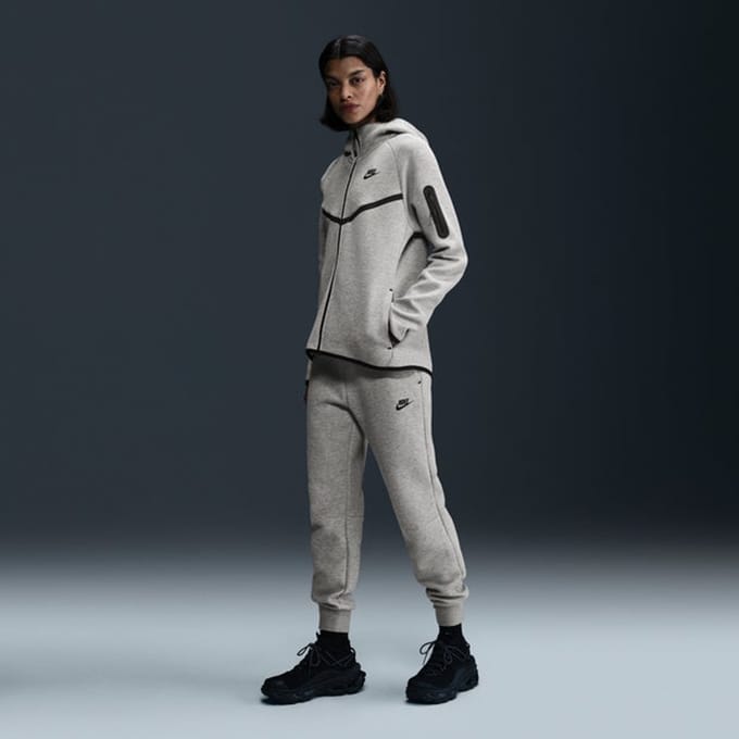 Nike Joggingbroek met halfhoge taille voor dames Sportswear Tech Fleece - Grijs- Dames, Grijs M