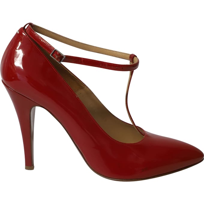 Maison Martin Margiela Puntneus met T-band in Rood Gepatineerd Leer