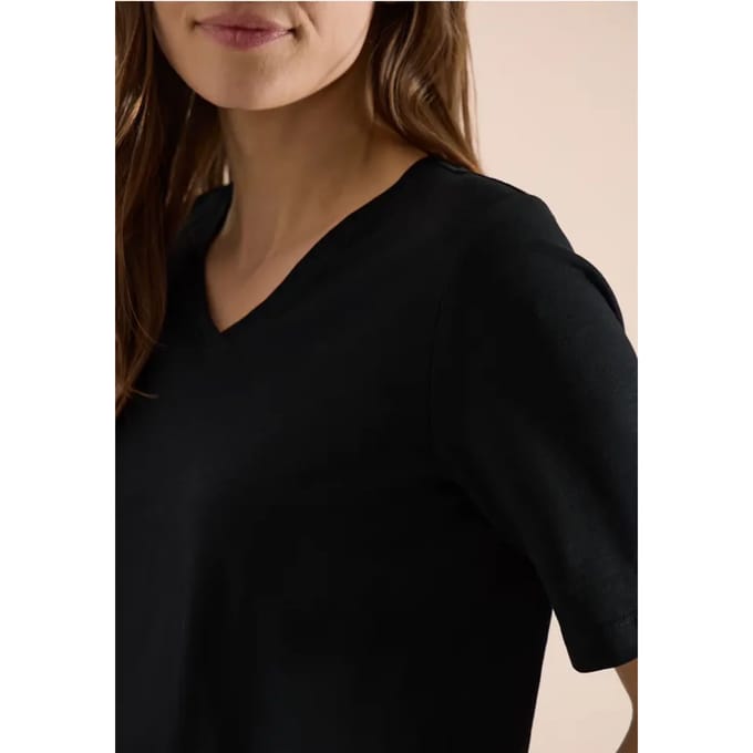 Basic Shirt met V-hals