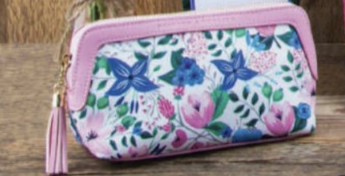 CGB GIFTWARE PAINTED & PRESSED Licht Roze Coral Floral Make Up Tasje 18x12x8cm
