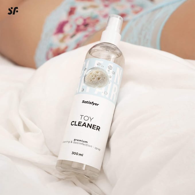 300 ml 'Satisfyer Toy Cleaner'