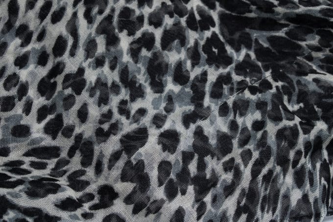 Saint Laurent, leopardenprint vierkante sjaal