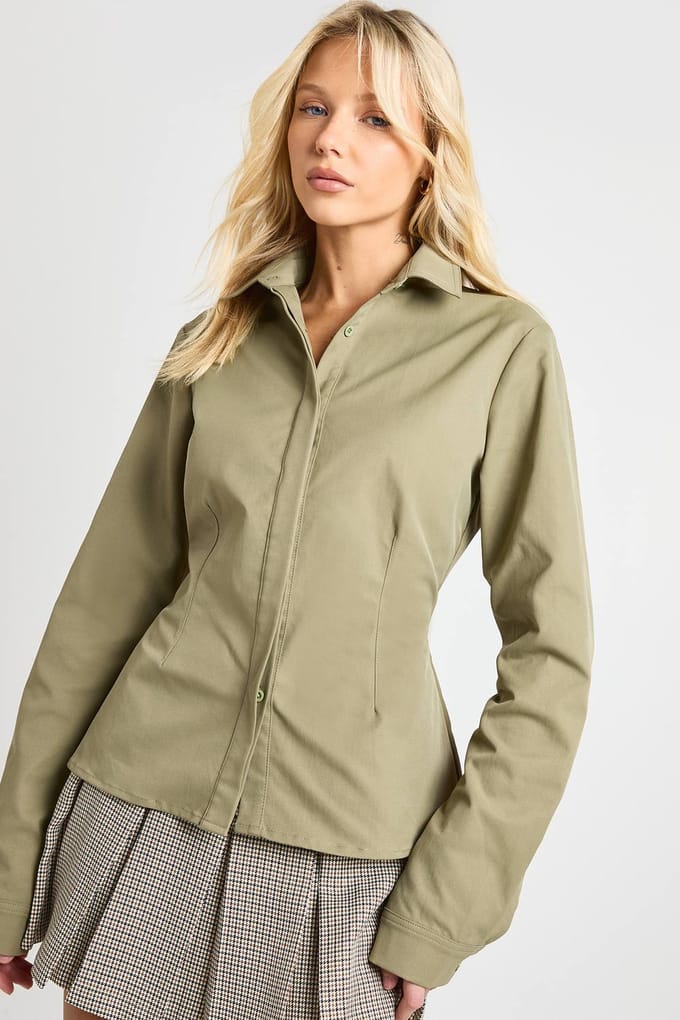 boohoo Dames Twill getailleerd overhemd | Khaki | Maat: 10