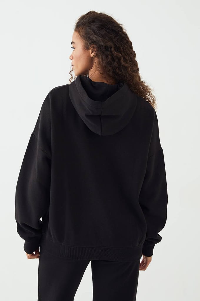 Dames DSGN Studio Oversized Over The Head Hoodie | Black | Maat: Medium