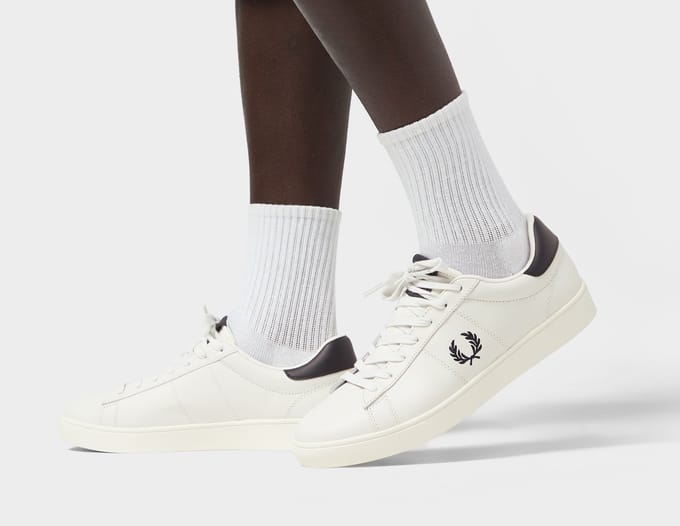 Fred Perry Spencer, wit