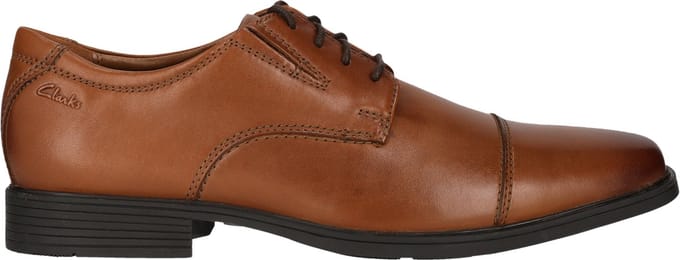 CLARKS Schnürschuhe Tilden Cap