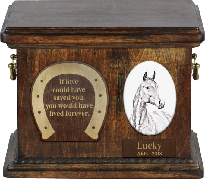Urn voor American Warmblood - gepersonaliseerde box voor dierenas