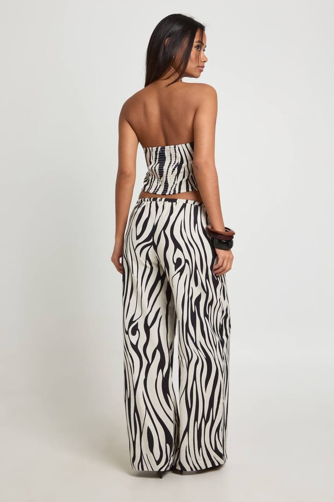 boohoo Dames Zebra Linnen Look Wijde Pijpen Broek | Zebraprint | Maat: 34