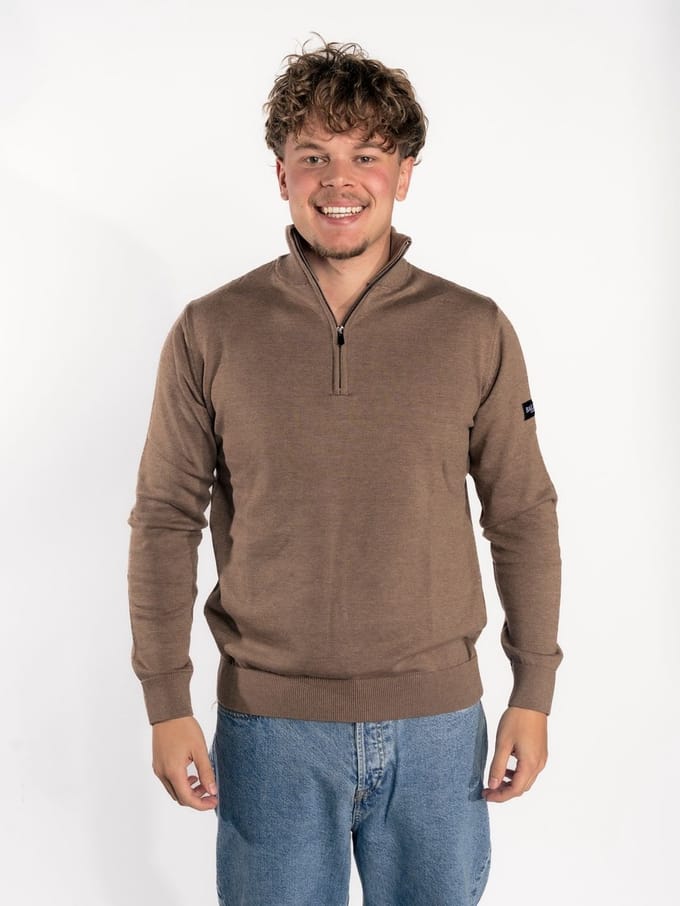 5211 Half zip