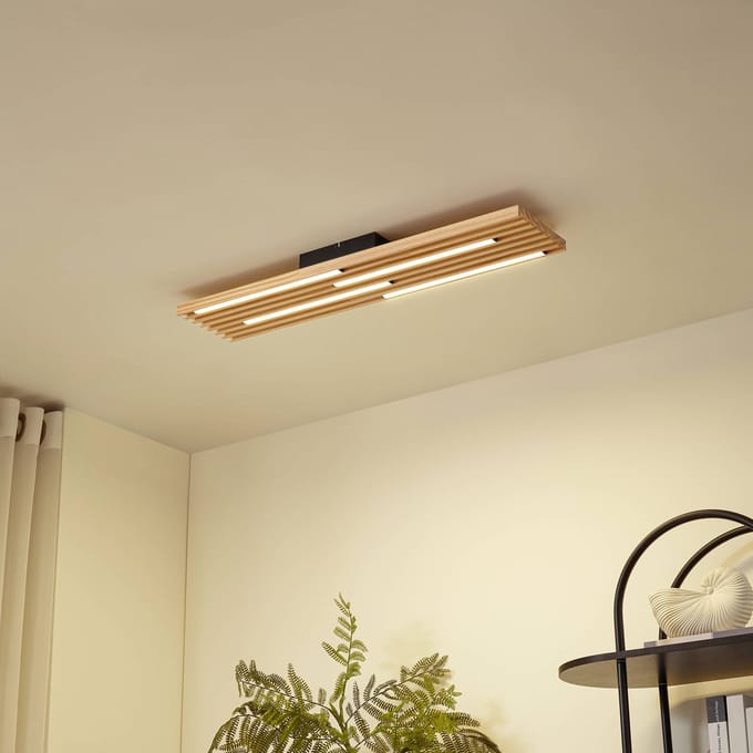 Lindby LED plafondlamp Madero, grenenhout, 90 cm x 20 cm