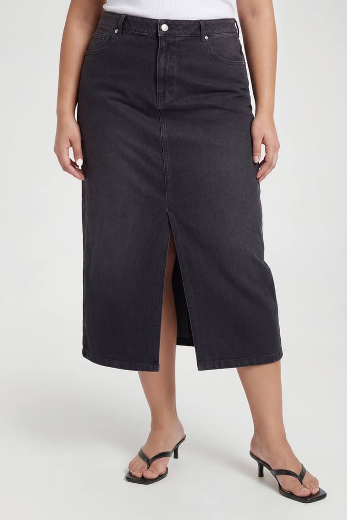 boohoo Dames Plus Denim Midaxi-rok | Washed Black | Maat: 46