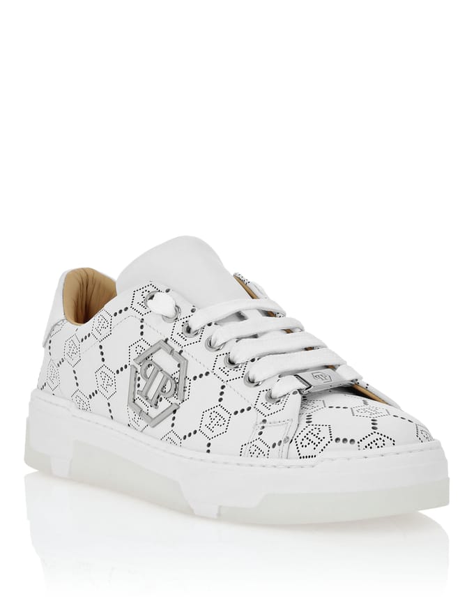 Low Top Leather Skeakers Matte Monogram