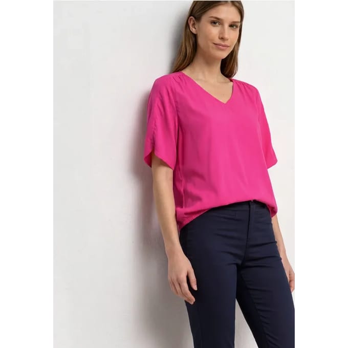 Blouseshirt met korte mouwen en V-hals