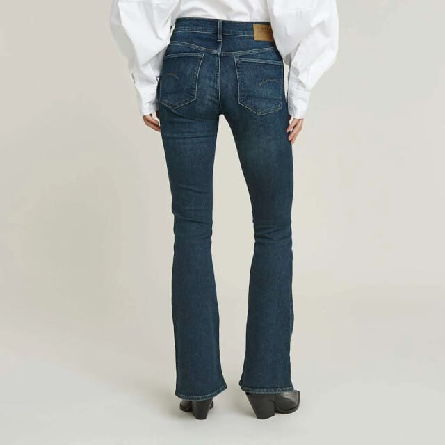 Vrouwelijke Flared Jeans G-Star 3301