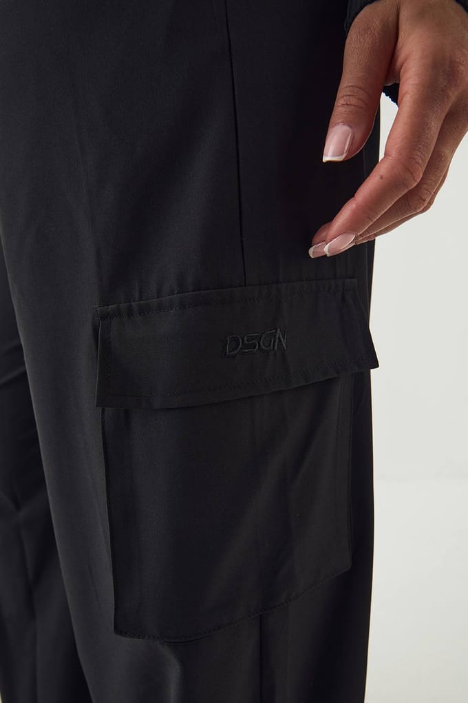 Dames Dsgn Studio Wijde Cargo Broek | Zwart | Maat: XS